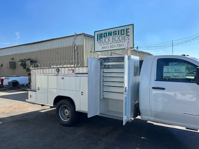 Ironside Truck Body mechanics body open doors